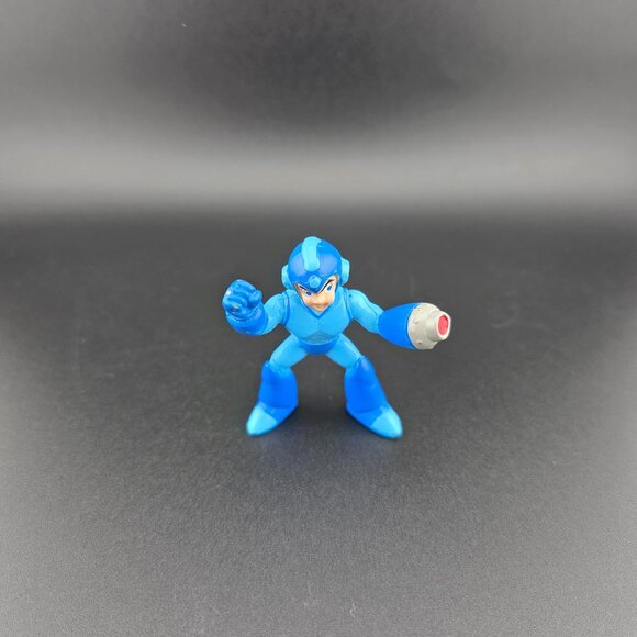Bandai Mega Man Figure 2” Good Condition - Picture 3 of 9